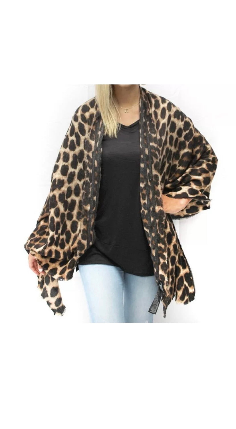 ACCESSORIES - LEOPARD SCARF